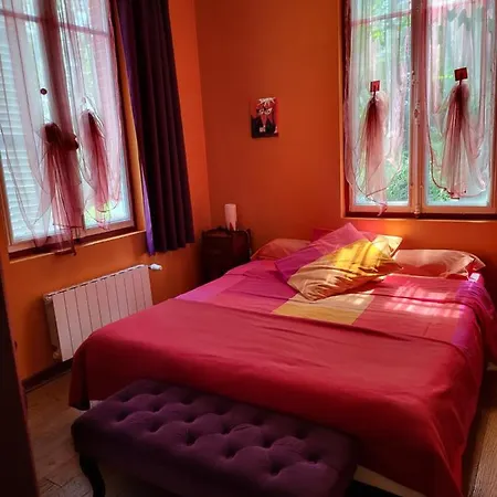 La Des Violettes Frühstückspension