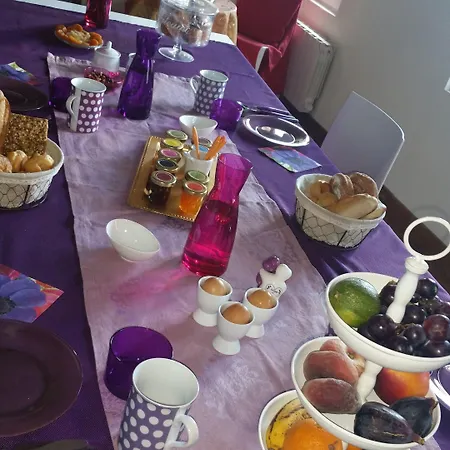 La Des Violettes Frühstückspension