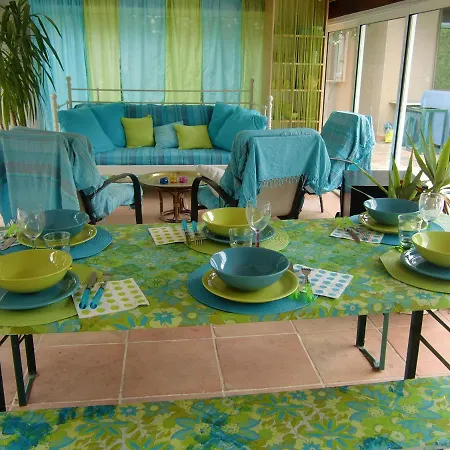 La Des Violettes Bed & Breakfast