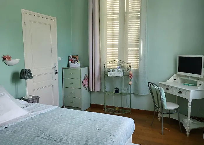 Panzió La Des Violettes 4*