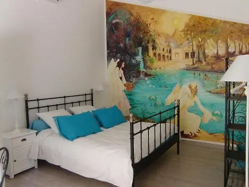 La Des Violettes Panzió